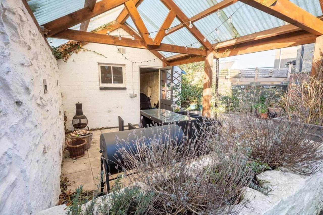Cosy Welsh Cottage In St Davids Centre With Garden Екстер'єр фото