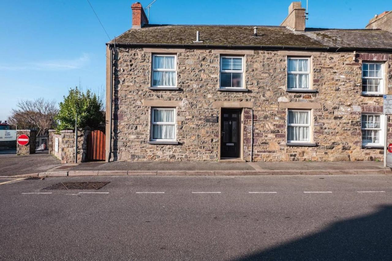 Cosy Welsh Cottage In St Davids Centre With Garden Екстер'єр фото