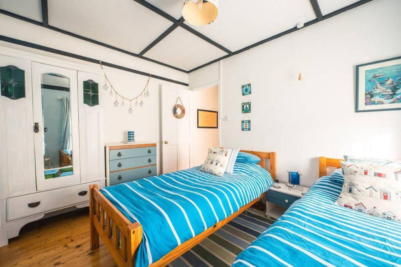Cosy Welsh Cottage In St Davids Centre With Garden Екстер'єр фото