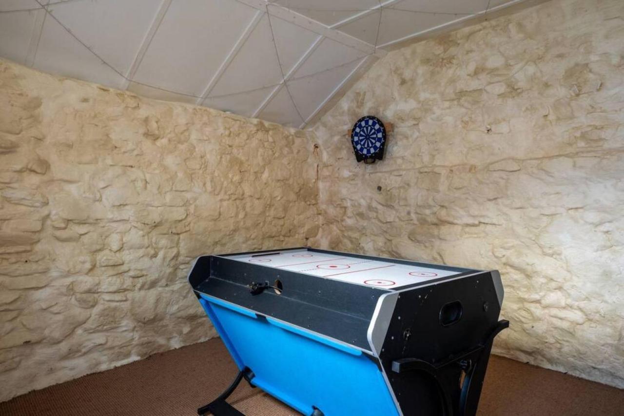 Cosy Welsh Cottage In St Davids Centre With Garden Екстер'єр фото