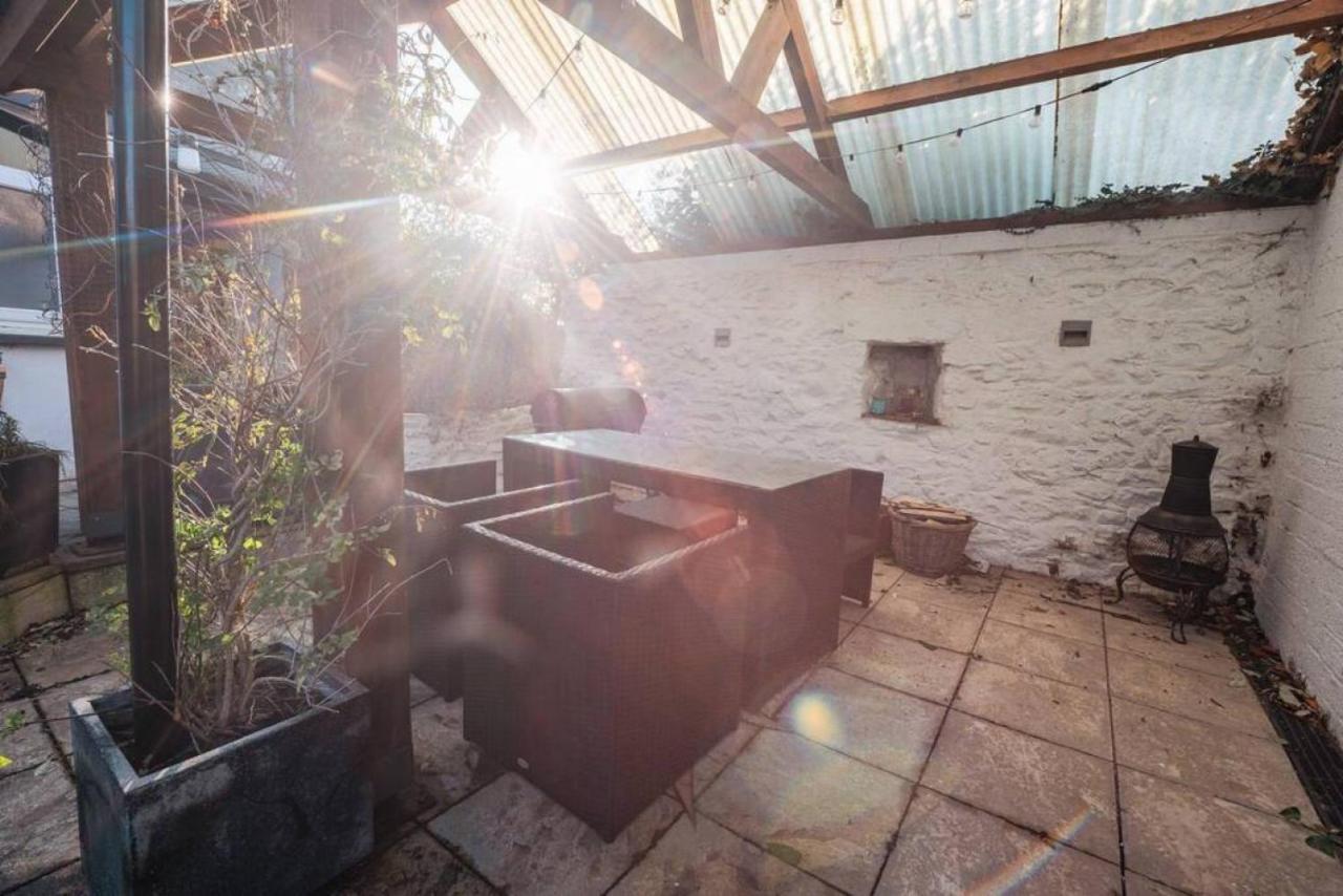 Cosy Welsh Cottage In St Davids Centre With Garden Екстер'єр фото